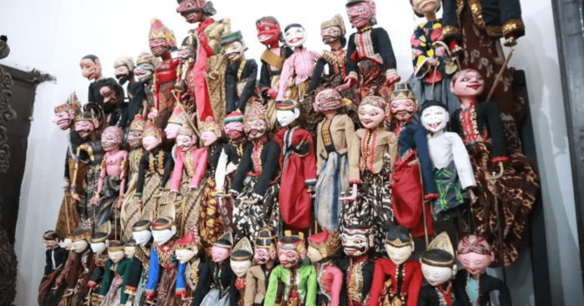 Koleksi Baru Museum Topeng Cirebon Usia Satu Tahun