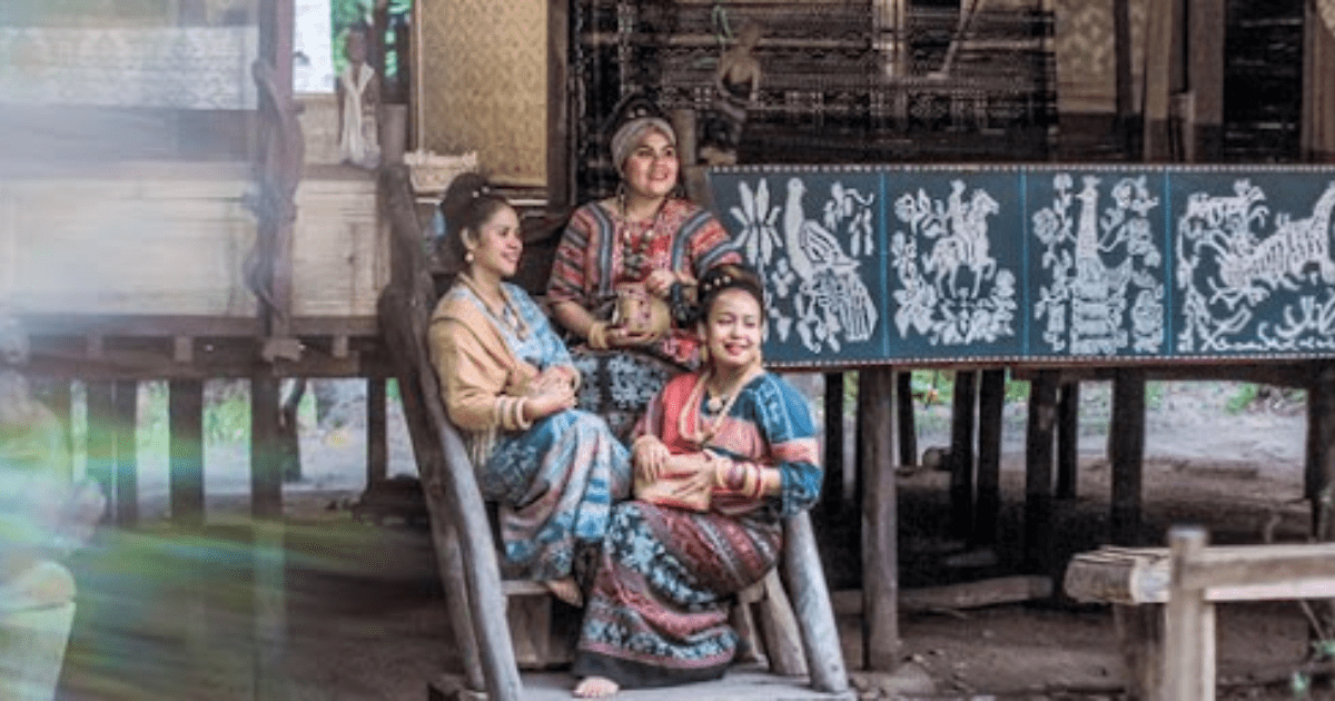 Lepo Lorun Sikka: Wisata Budaya Tenun Ikat