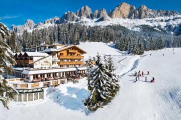 Pelajaran Berharga dari Perjalanan Dua Sahabat di Dolomites