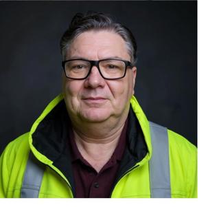 Perjalanan Mendalam Dunia Truk: Realitas dan Impian